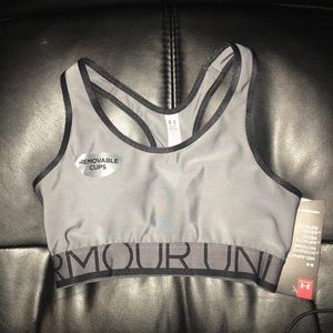 Under Armour XS sports bra